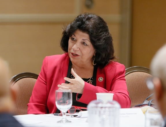Dansereau, mayor, Roselle