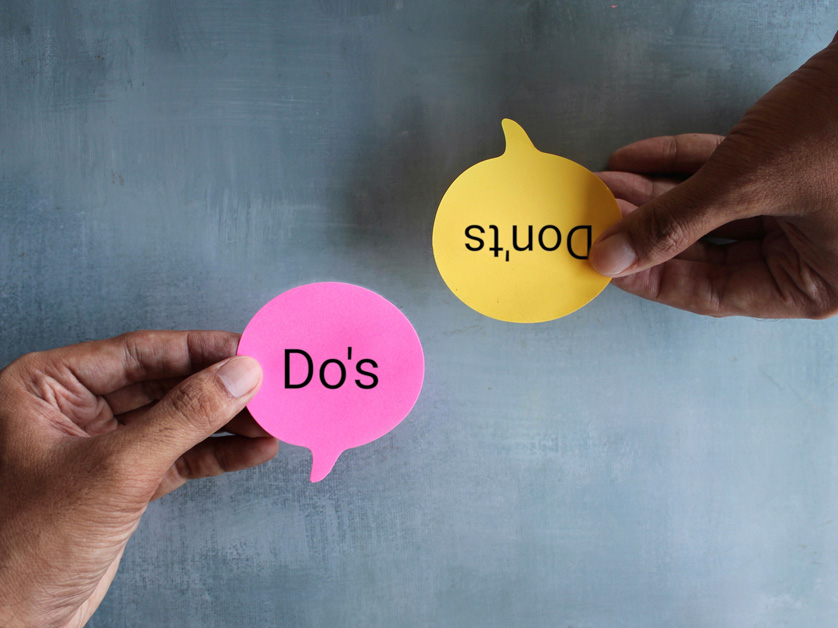 hands holding do and dont speech bubbles